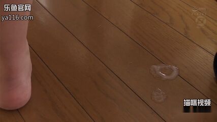 Sis Teases With Huge Tits