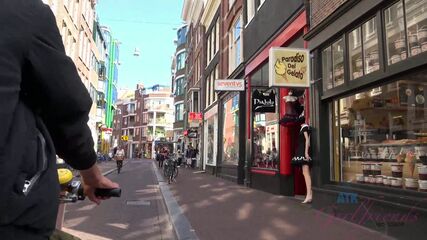 POV Date With Hot Babe